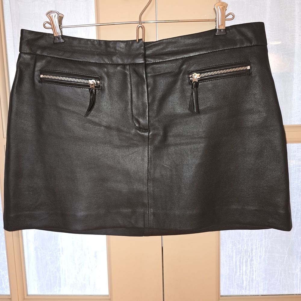 PERFECT Milly Black Mini Skirt Night Out Essential